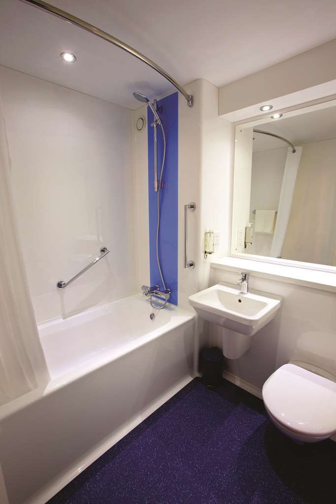 Travelodge Ely Bilik gambar
